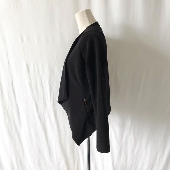Monteau black drape light  blazer Size S - Picture 5 of 8